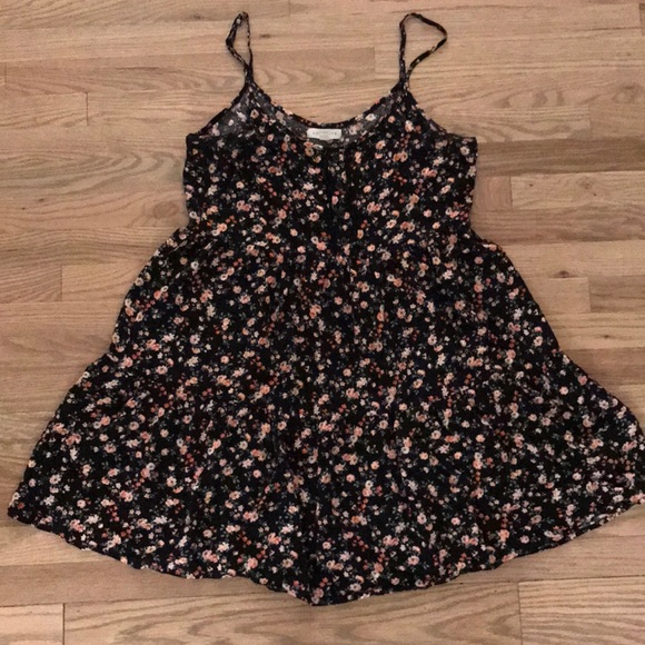 Tilly's Dresses & Skirts - Tillys flower mini dress